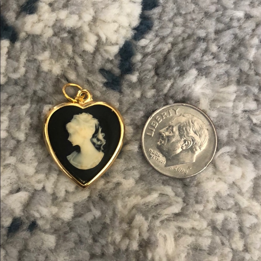 Pendant